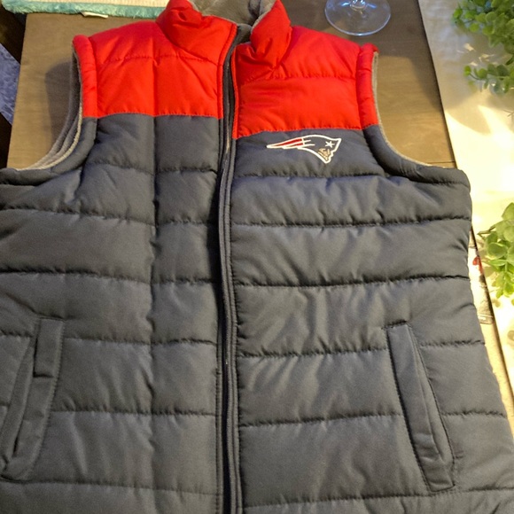 NFL Jackets & Blazers - Women’s large patriots NFL apparel reversible winter vest